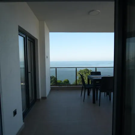 Peaceful Oceanfront *